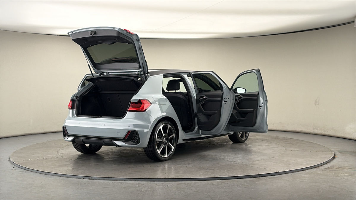 More views of Audi A1