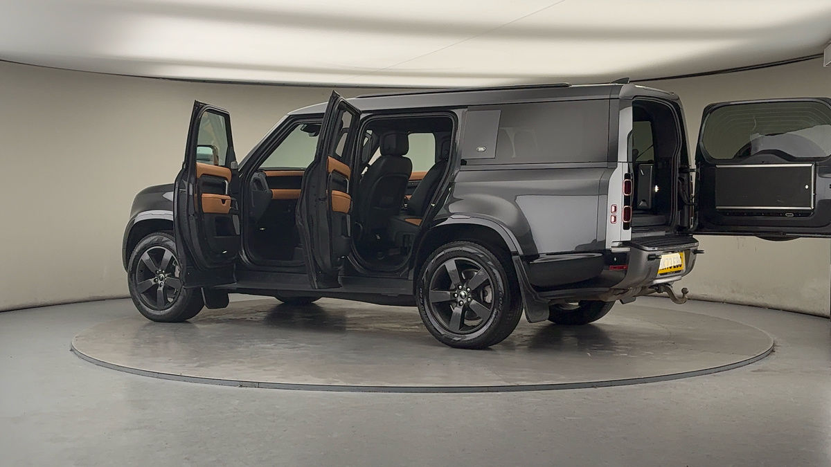 More views of Land Rover Defender 130