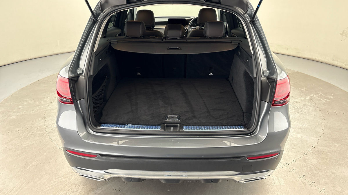 Mercedes-Benz GLC Image 11