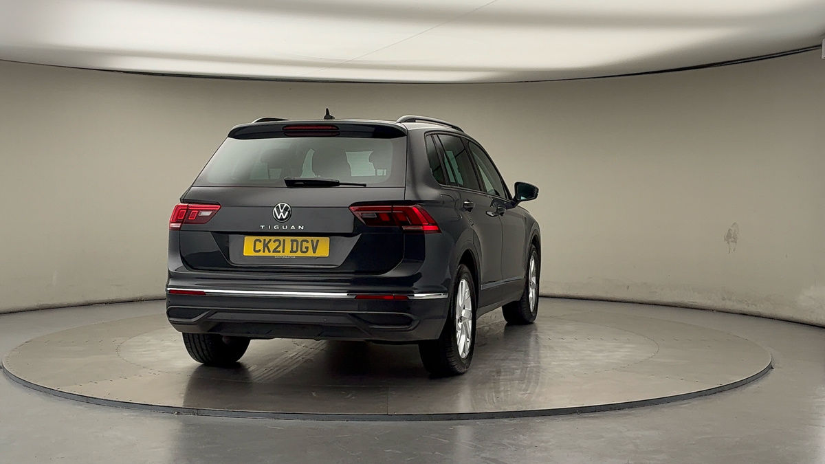 More views of Volkswagen Tiguan