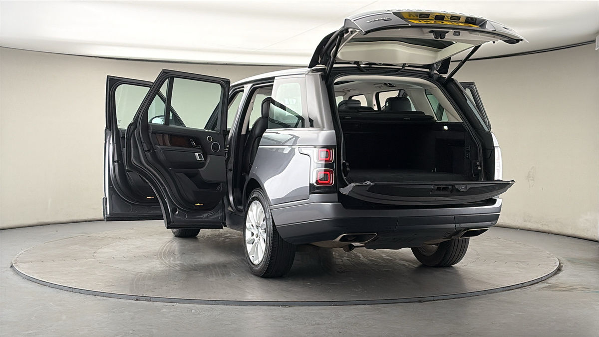 More views of Land Rover Range Rover