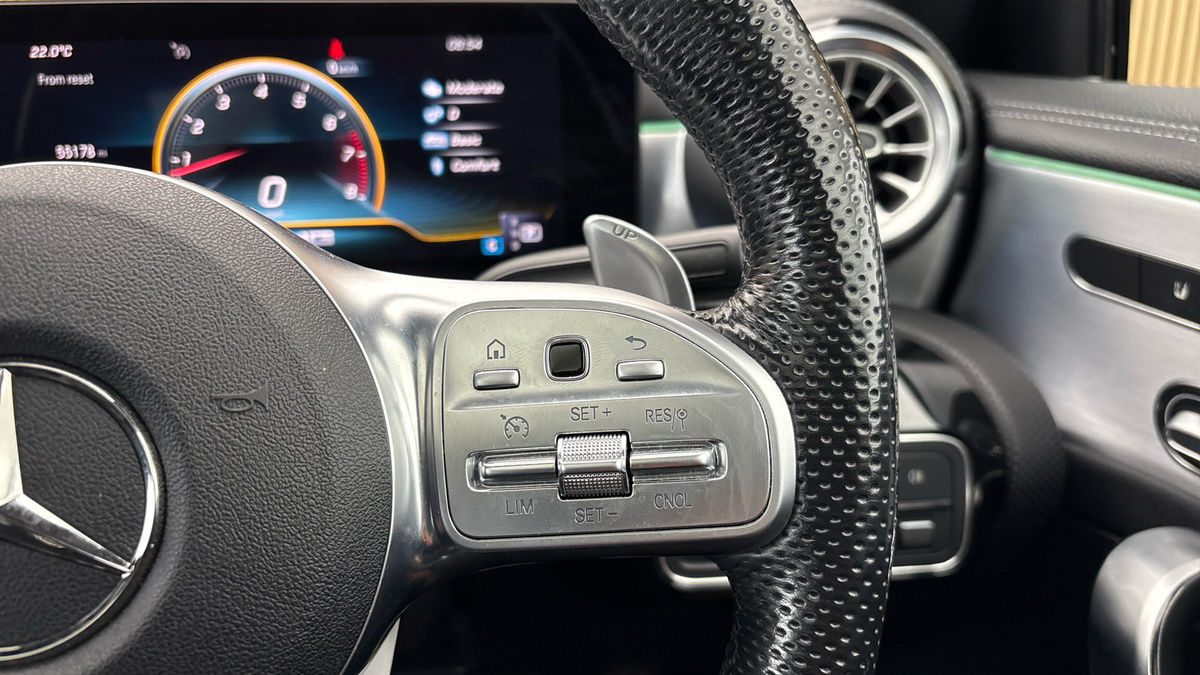 Mercedes-Benz A Class Image 14