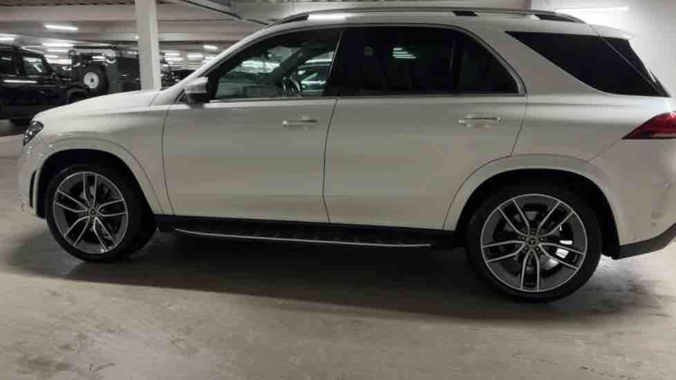 More views of Mercedes-Benz GLE