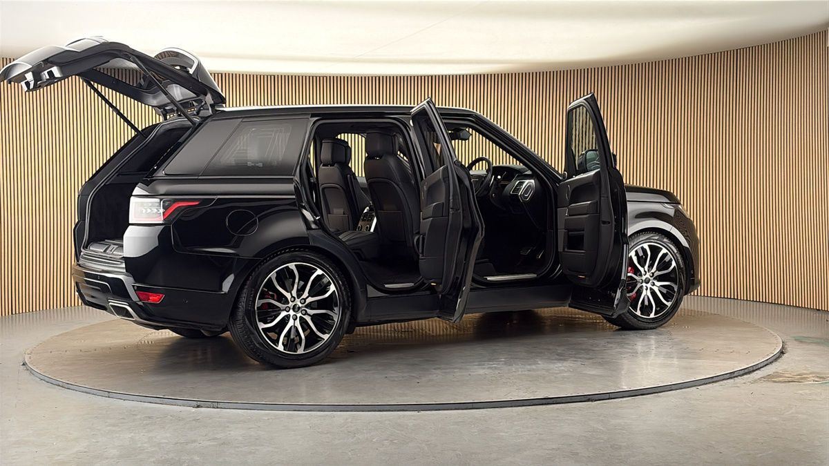 More views of Land Rover Range Rover Sport