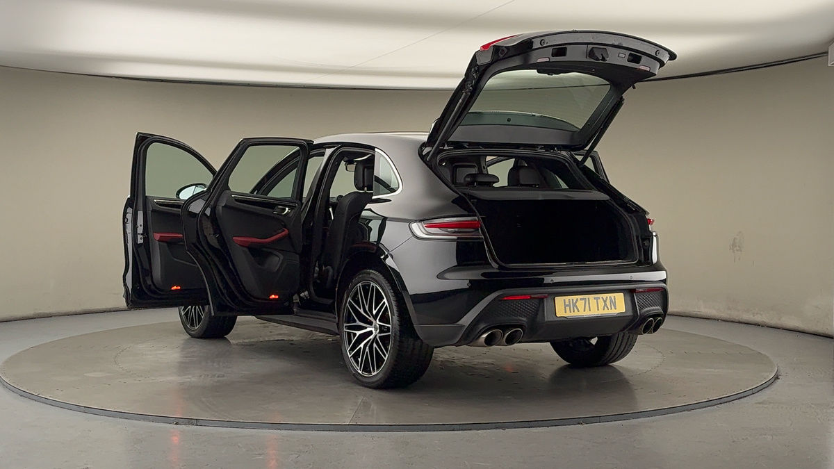 Porsche Macan Image 23