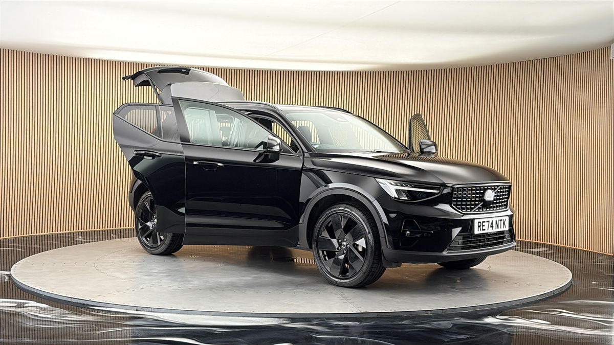 More views of Volvo XC40