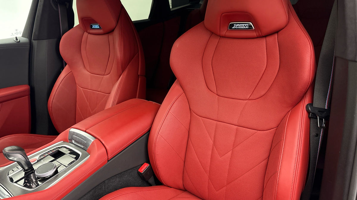 BMW XM Image 7