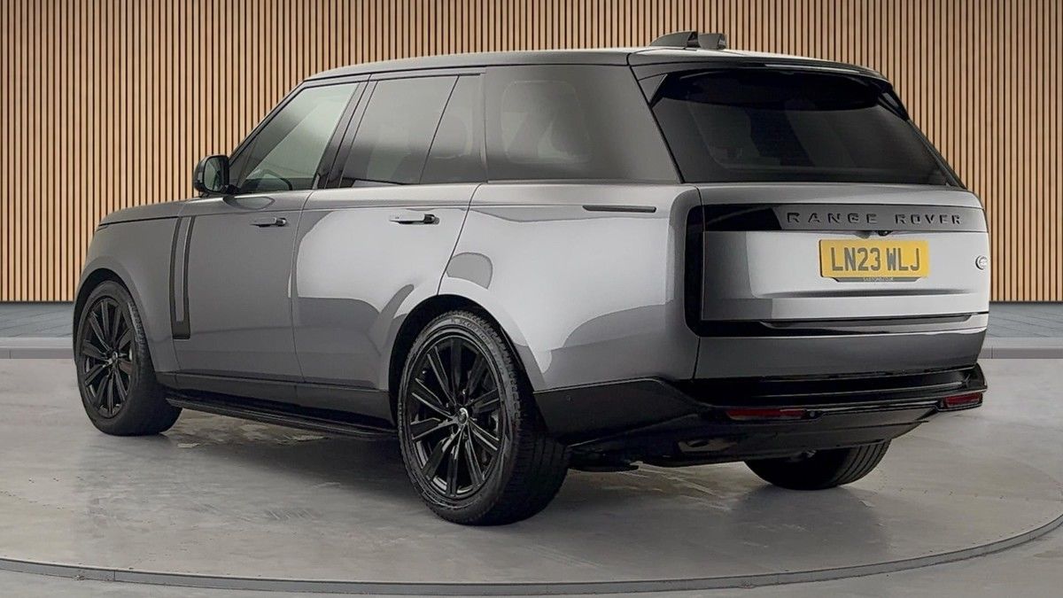 Land Rover Range Rover Image 2