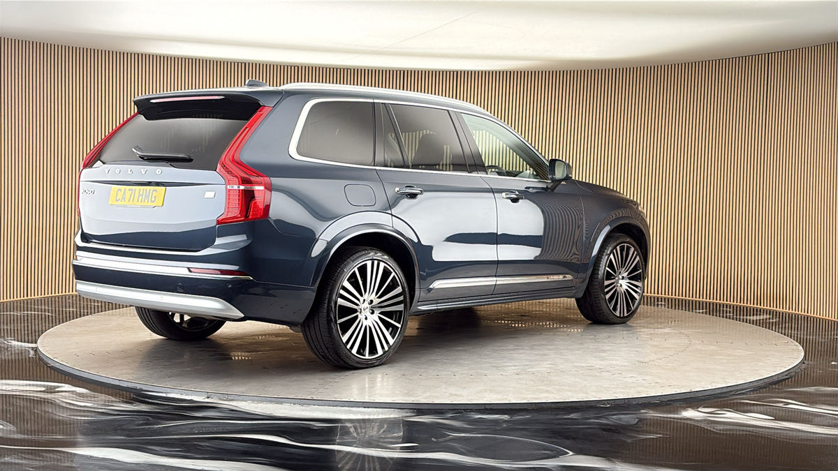 Volvo XC90 Image 21