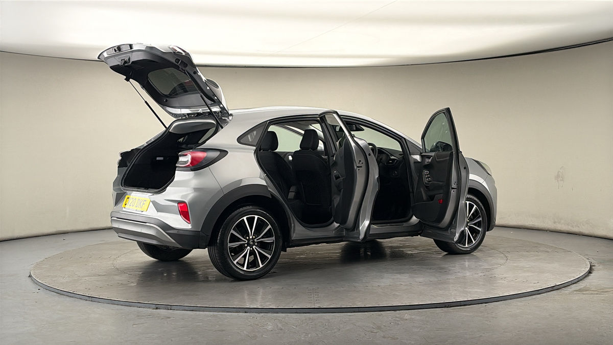 More views of Ford Puma