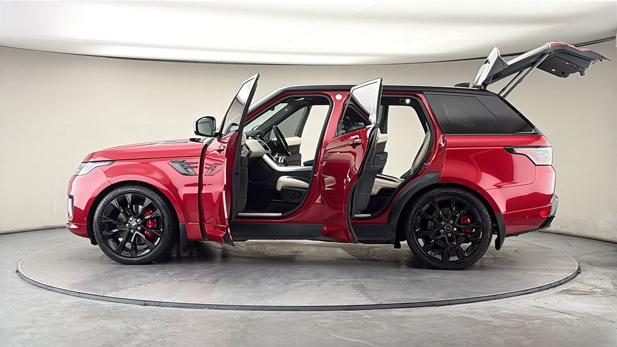 More views of Land Rover Range Rover Sport