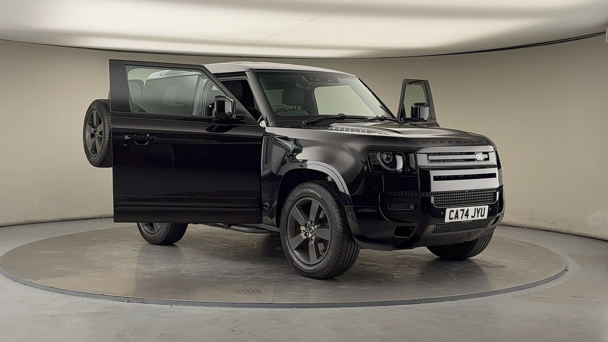 More views of Land Rover Defender 90