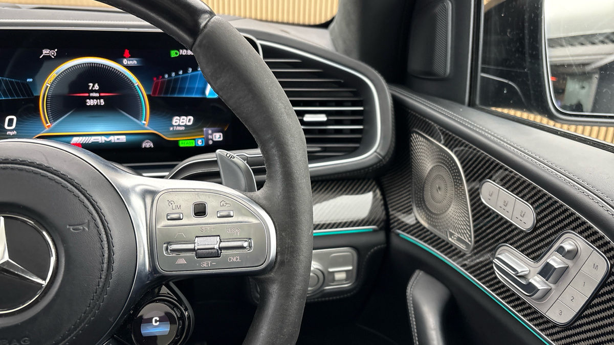 Mercedes-Benz GLE Image 14