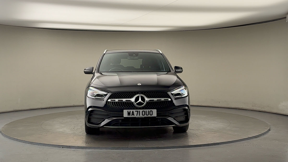 More views of Mercedes-Benz GLA