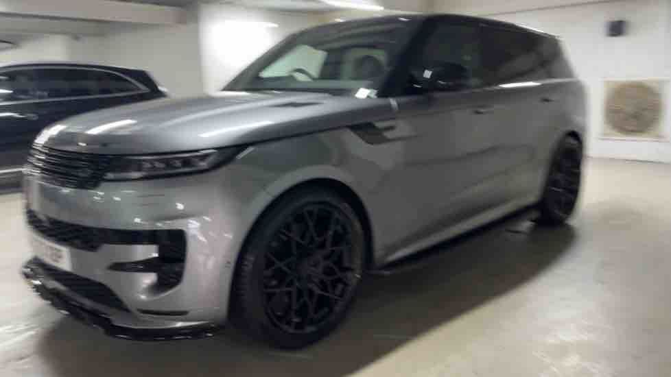 More views of Land Rover Range Rover Sport