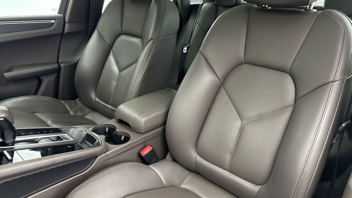 Porsche Macan Image 7