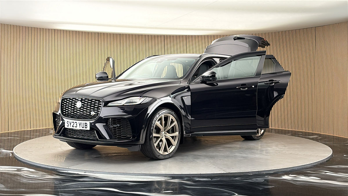 More views of Jaguar F-PACE