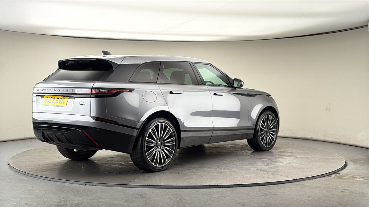 Land Rover Range Rover Velar Image 21