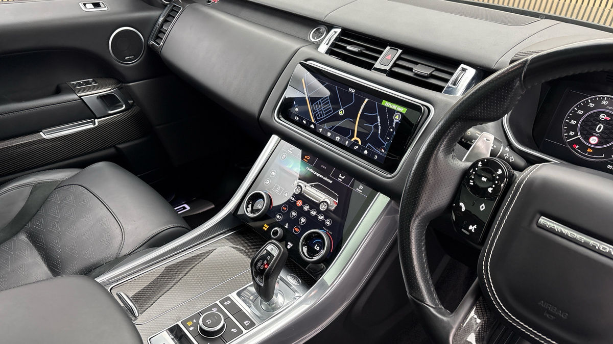 Land Rover Range Rover Sport Image 18