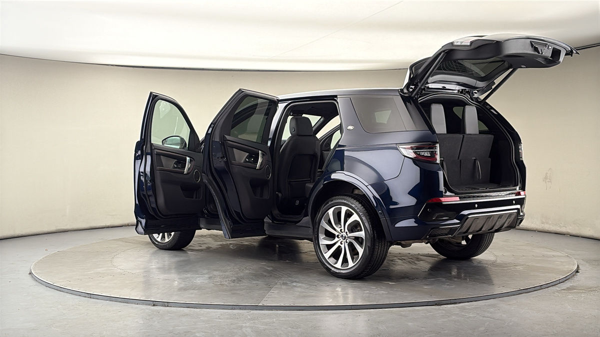 More views of Land Rover Discovery Sport