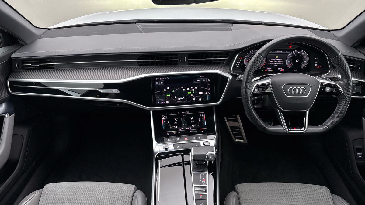 Audi A6 Avant Image 12