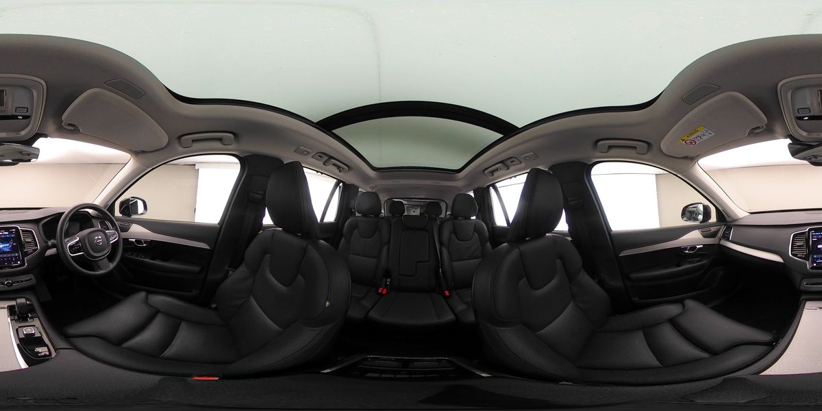 More views of Volvo XC90