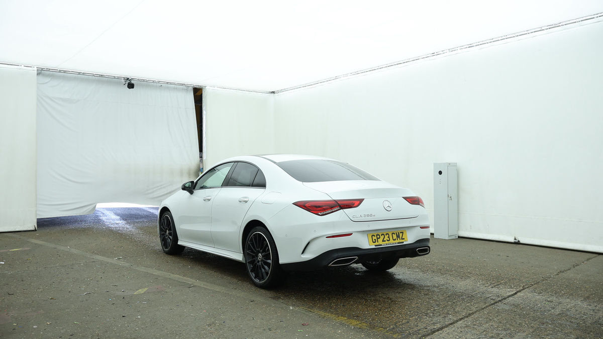 Mercedes-Benz CLA Image 3