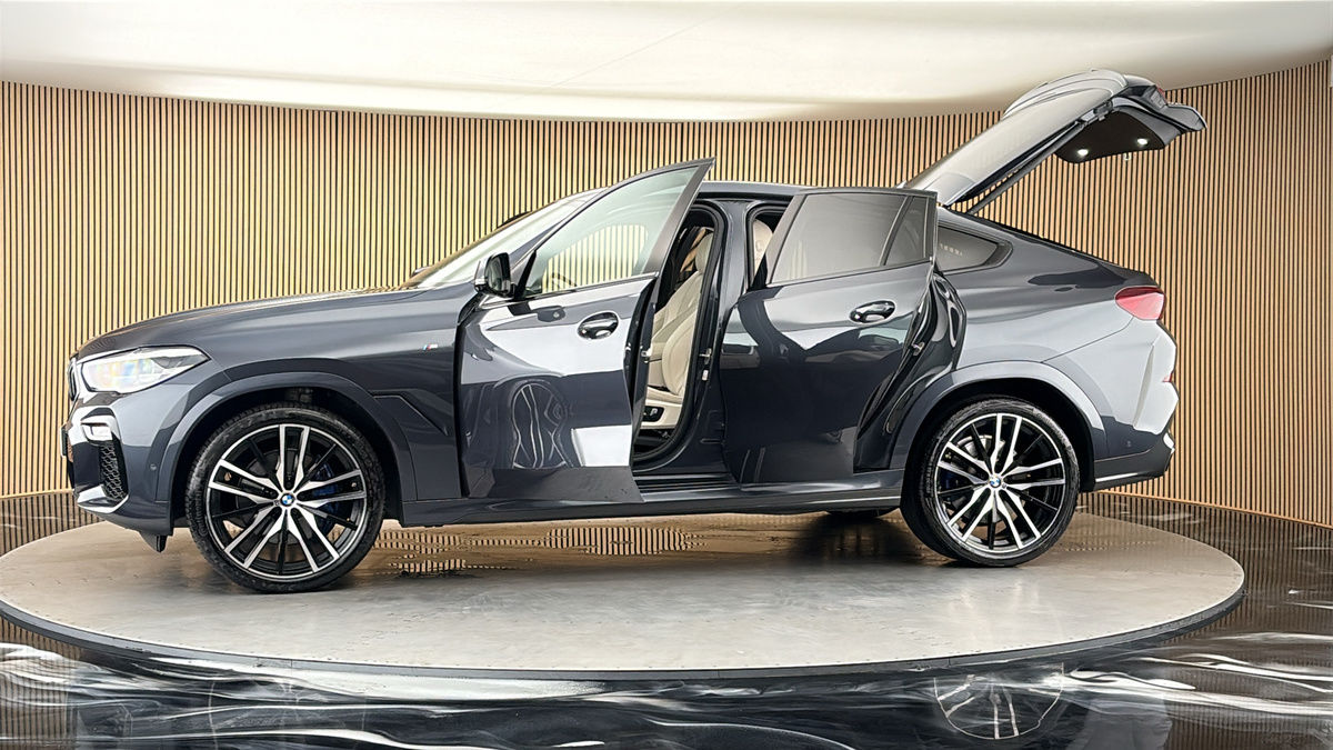 More views of BMW X6