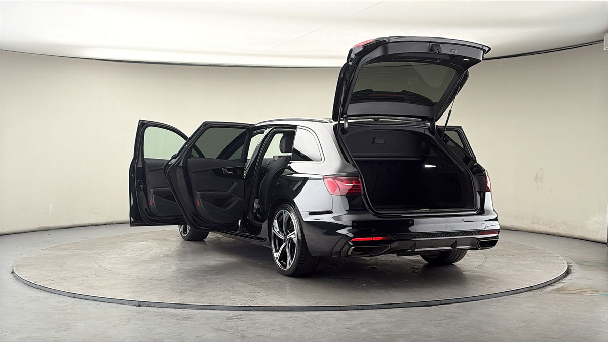 More views of Audi A4 Avant