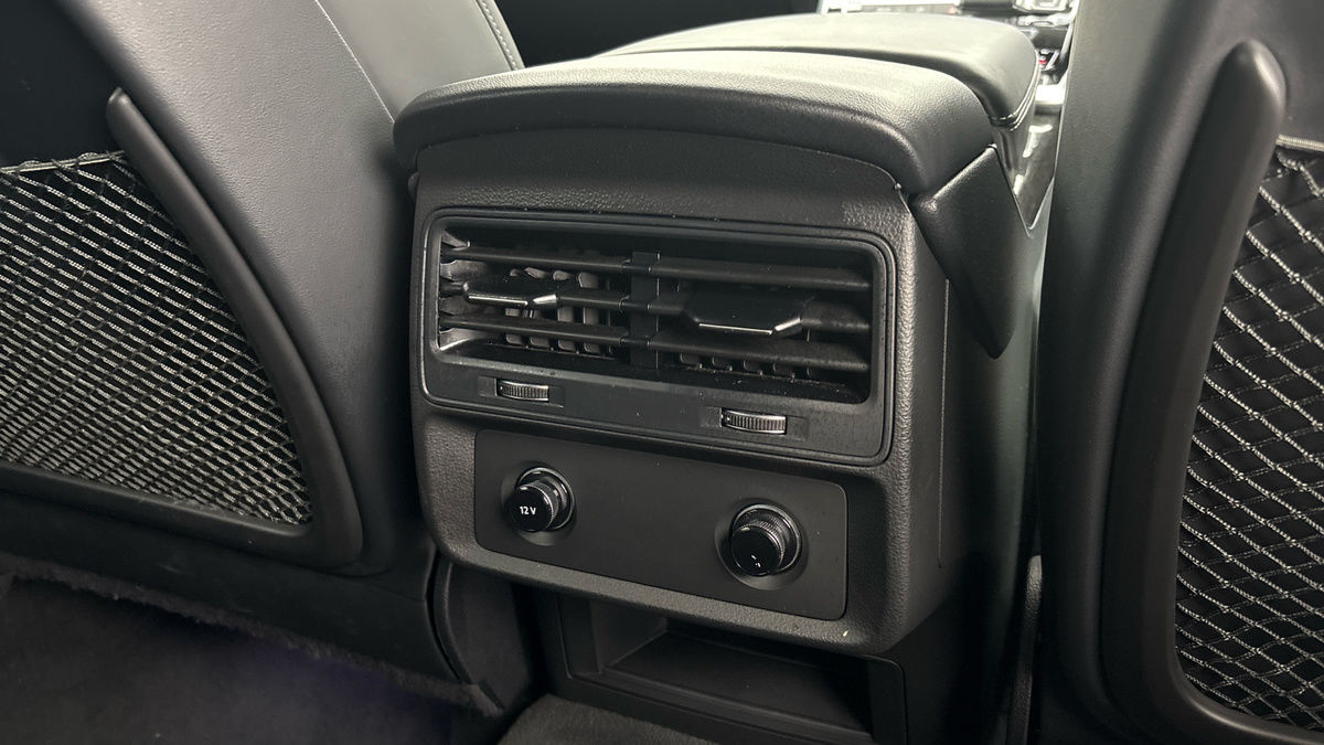 Audi Q7 Image 25