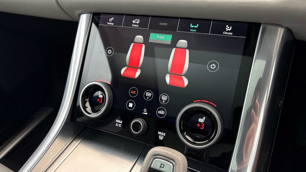 Land Rover Range Rover Sport Image 35