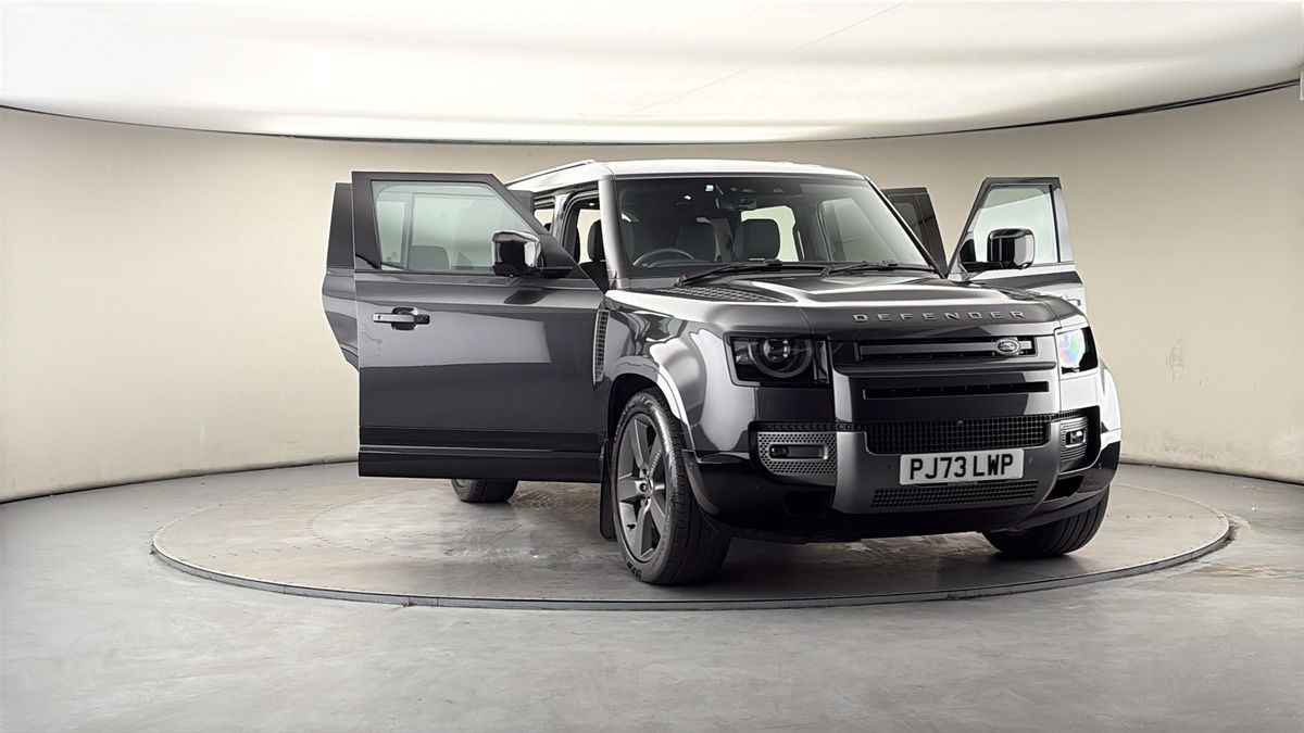 More views of Land Rover Defender 130