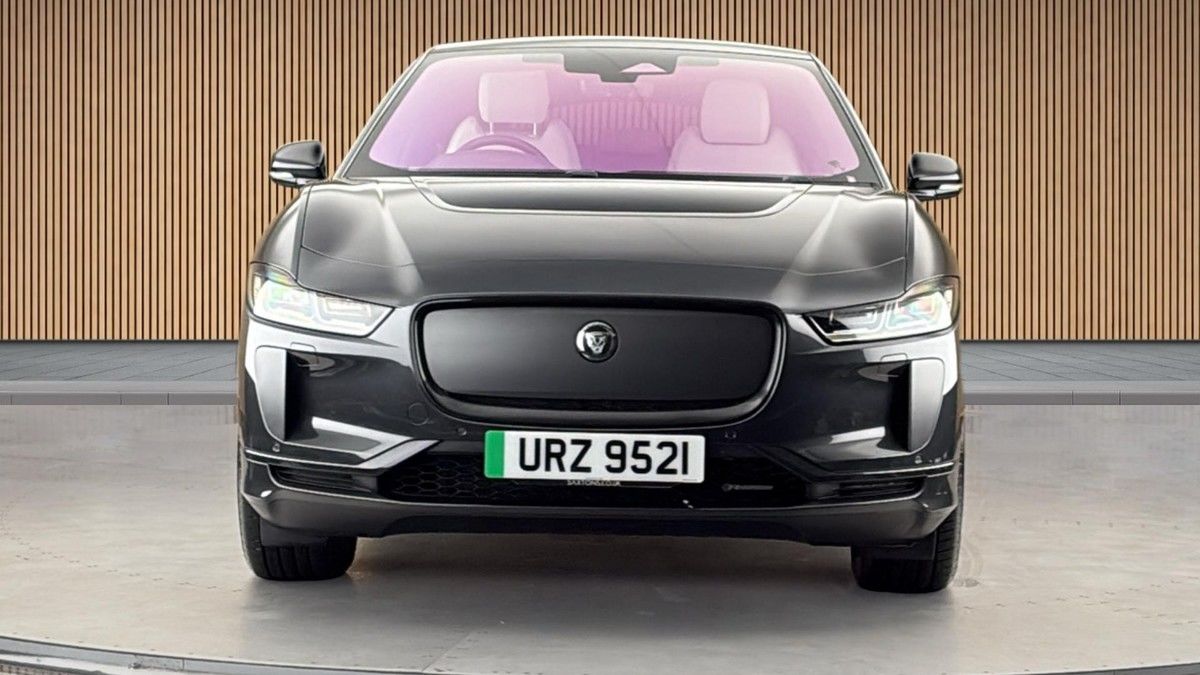 Jaguar I-PACE Image 3