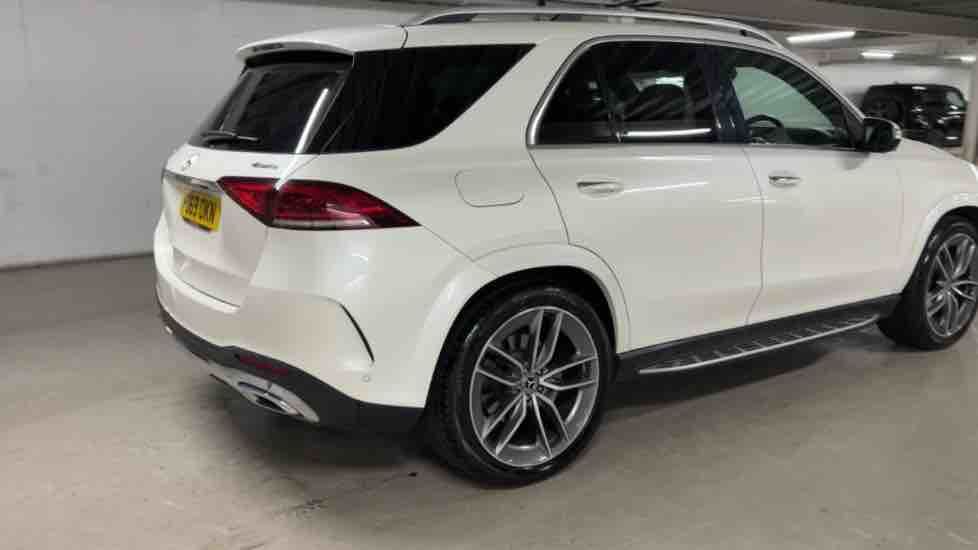 More views of Mercedes-Benz GLE