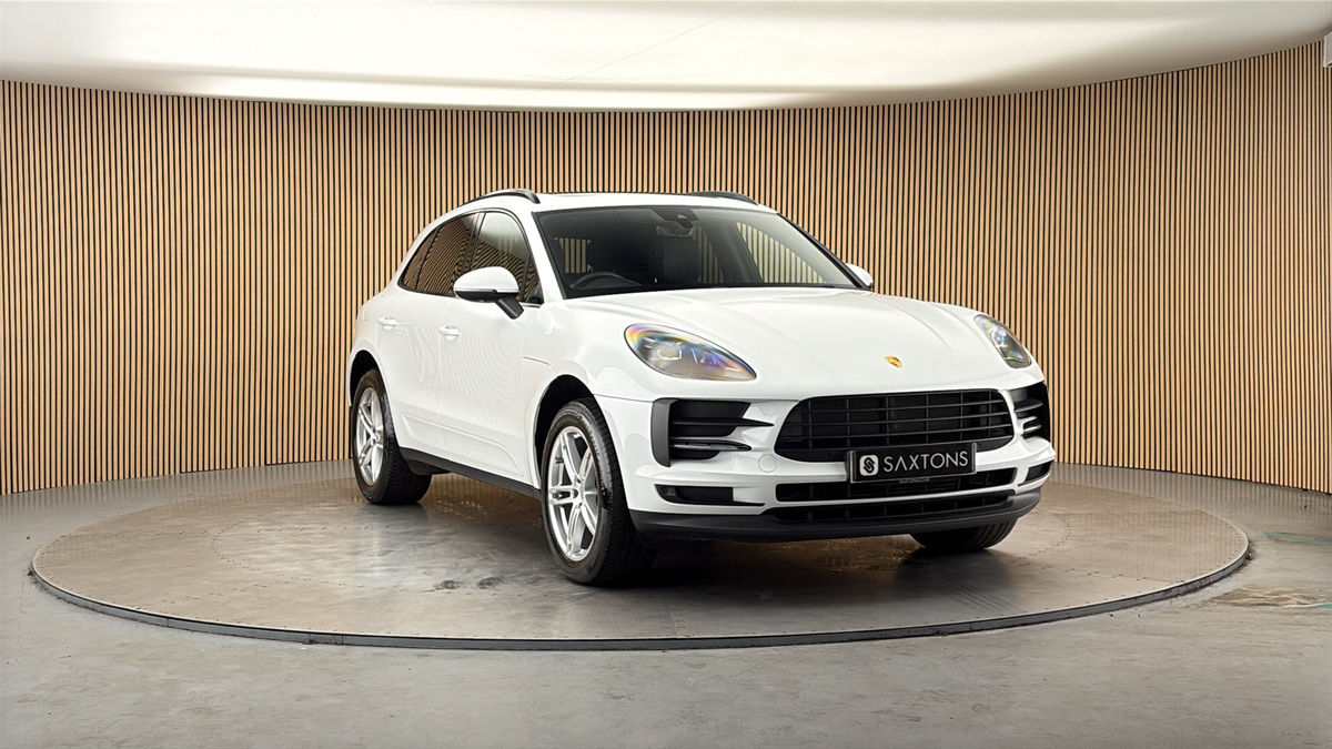 More views of Porsche Macan