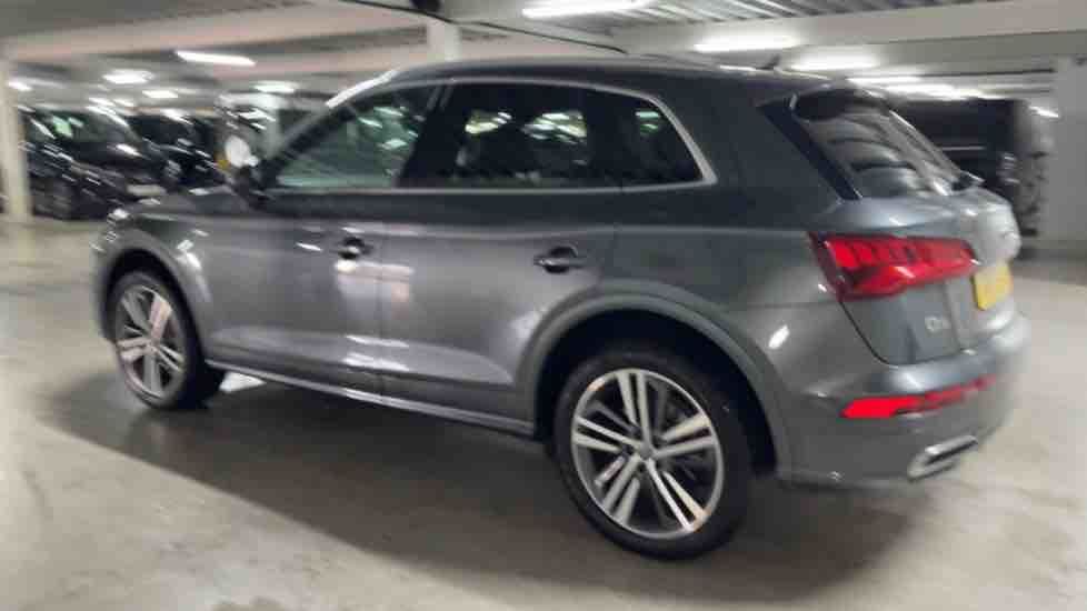 More views of Audi Q5