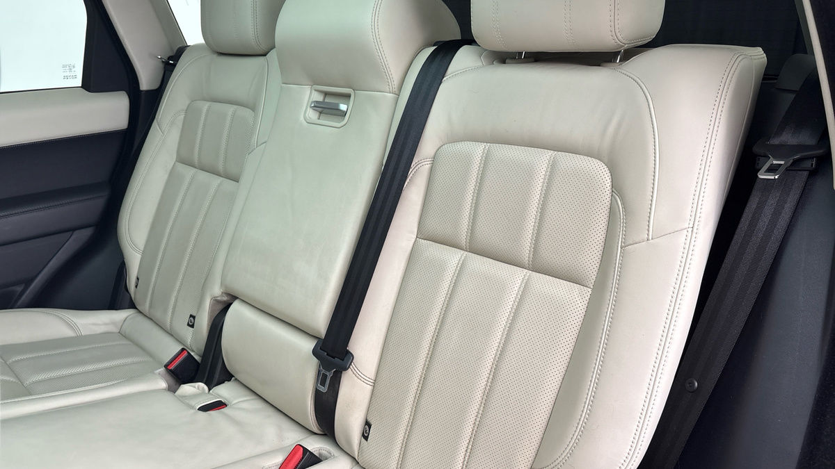 Land Rover Range Rover Sport Image 8