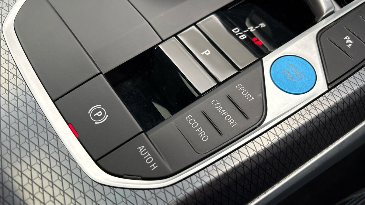 BMW i4 Image 27