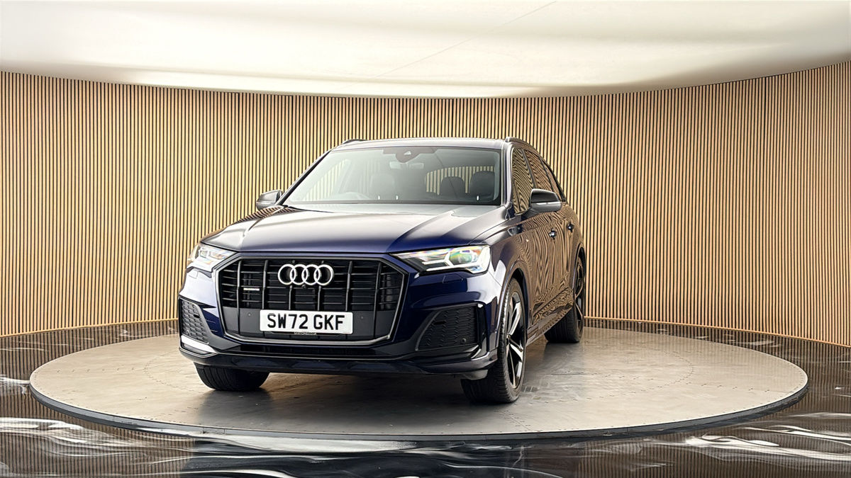 More views of Audi Q7