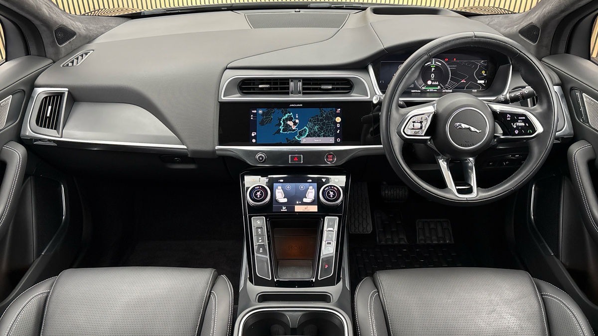 Jaguar I-PACE Image 12