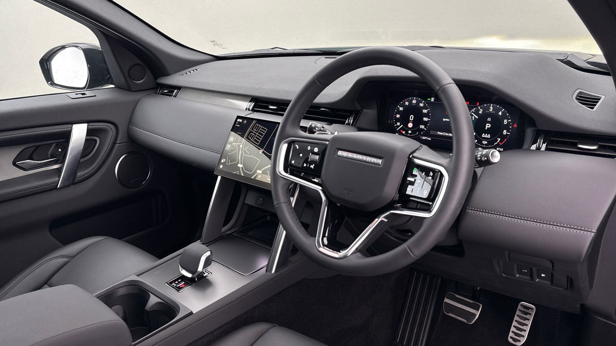 Land Rover Discovery Sport Image 5