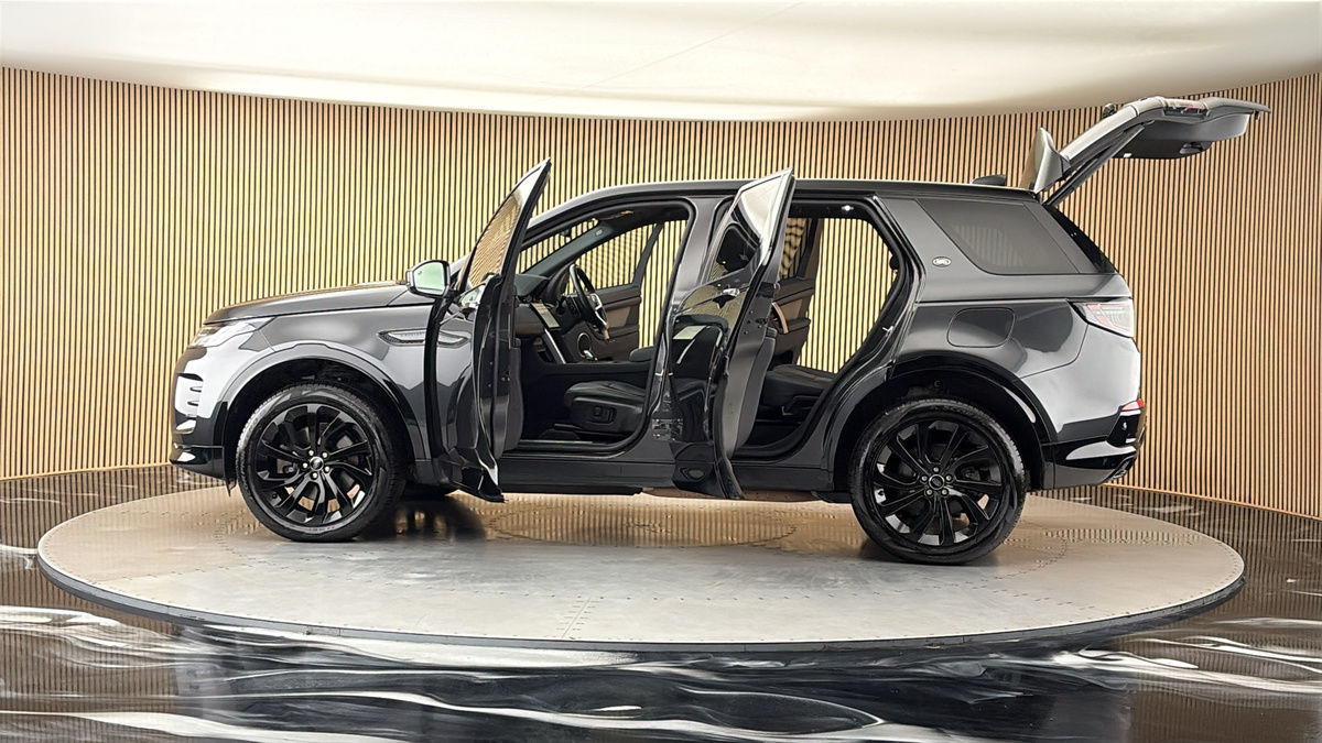 More views of Land Rover Discovery Sport