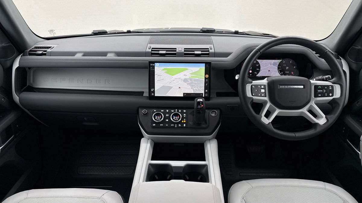 Land Rover Defender 110 Urban Image 30