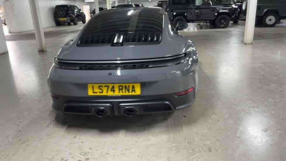 More views of Porsche 911