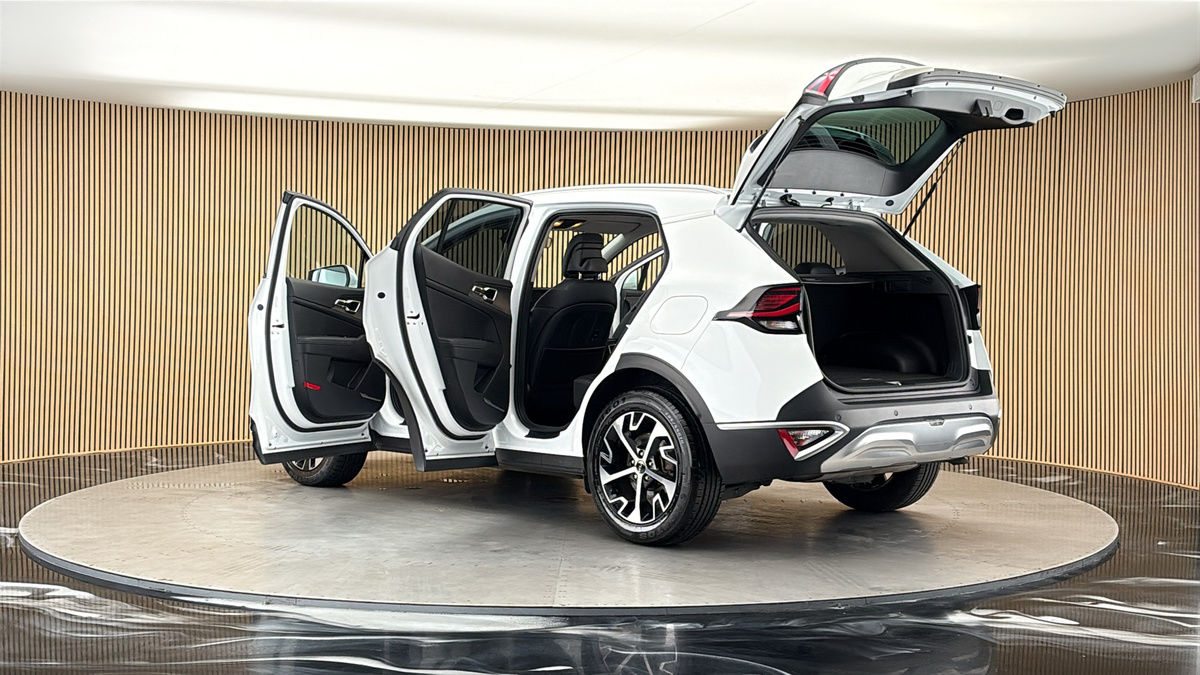 More views of Kia Sportage