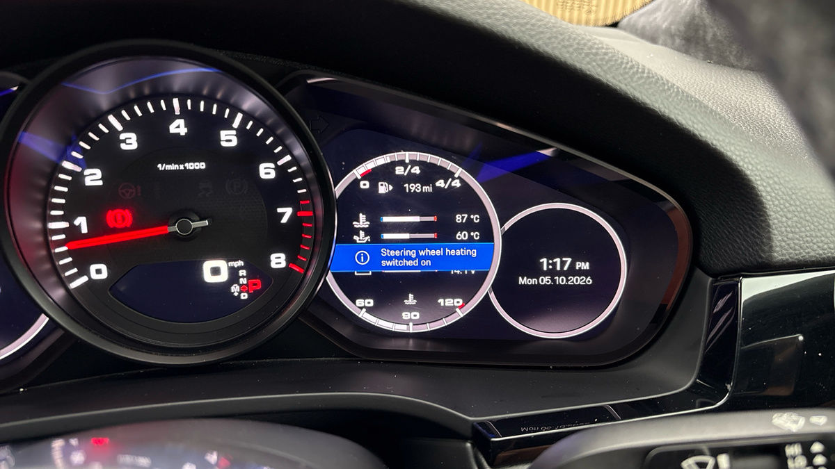 Porsche Cayenne Image 30