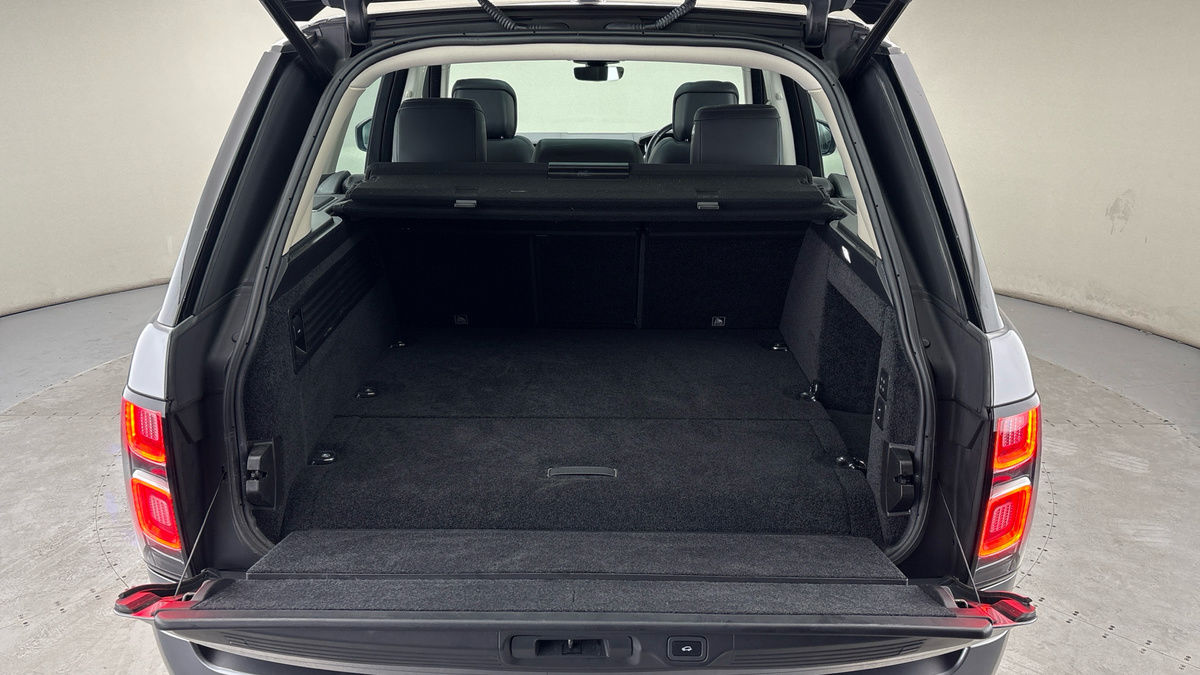 Land Rover Range Rover Image 11