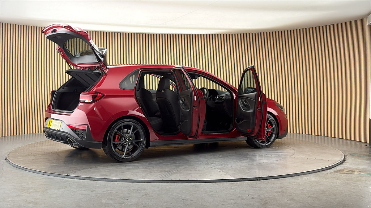 More views of Hyundai i30