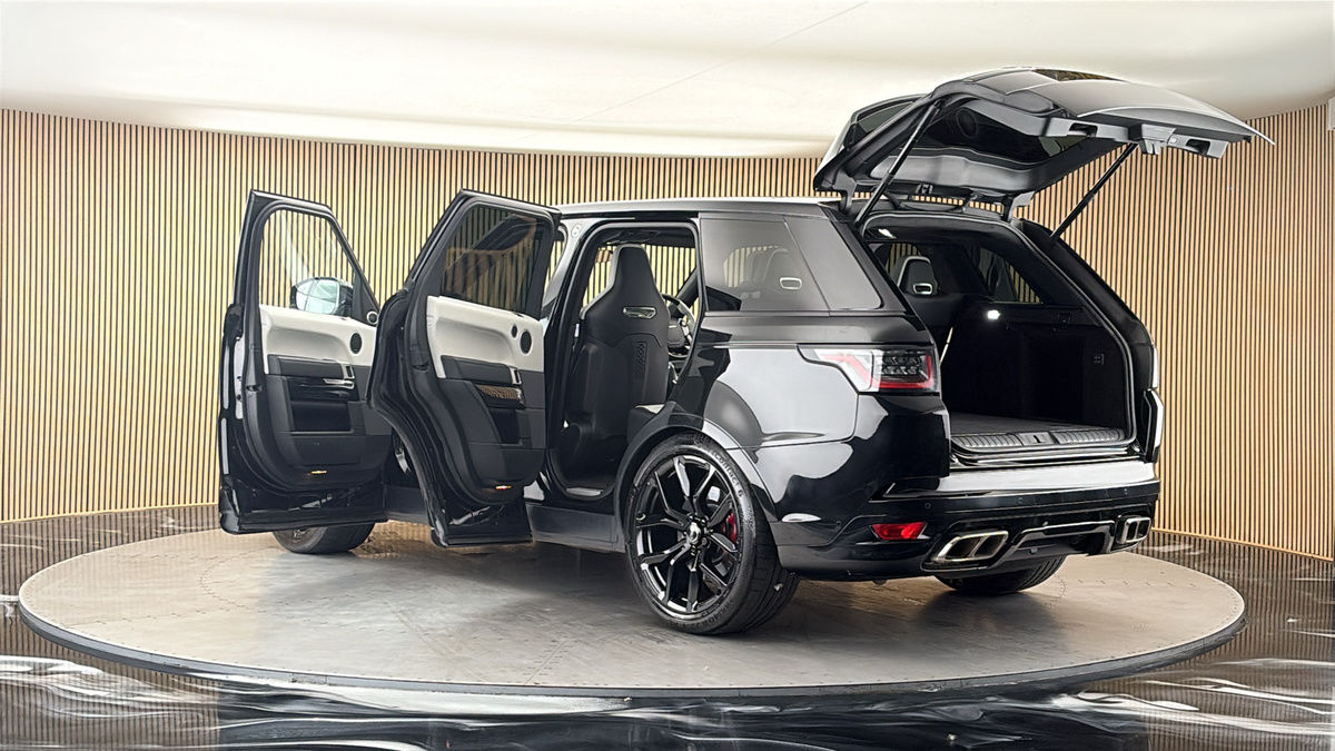 More views of Land Rover Range Rover Sport