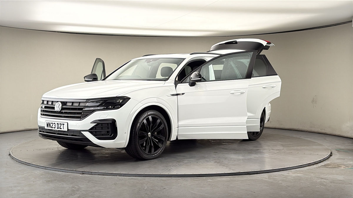 Volkswagen Touareg Image 22